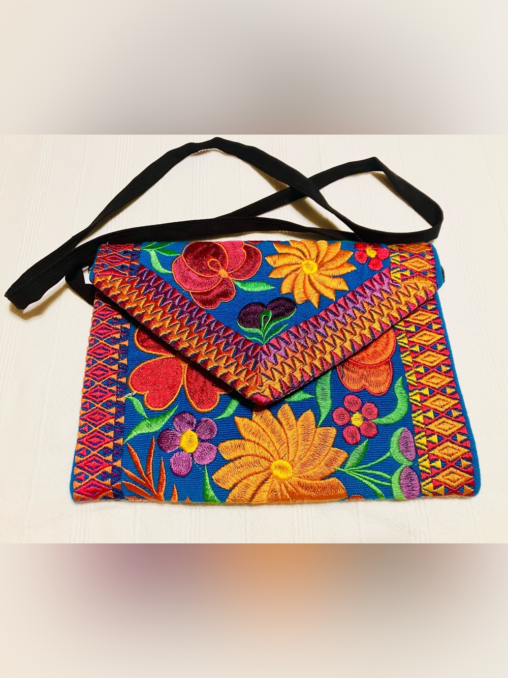 Vintage Mexican Floral Hand-Embroidered Crossbody Clutch Bag - Boho Multi-Color